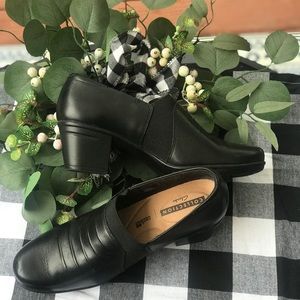 Clark pumps - Emslie Mae style